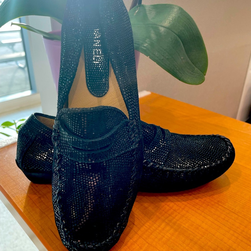 Vaneli Italian leather driving shoe/loafer